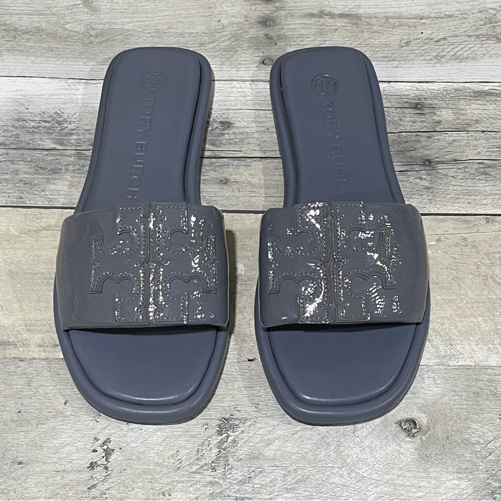 Tory Burch Double T slide sandal - Spring Lotus smooth leather - Sz - 7.5 .US